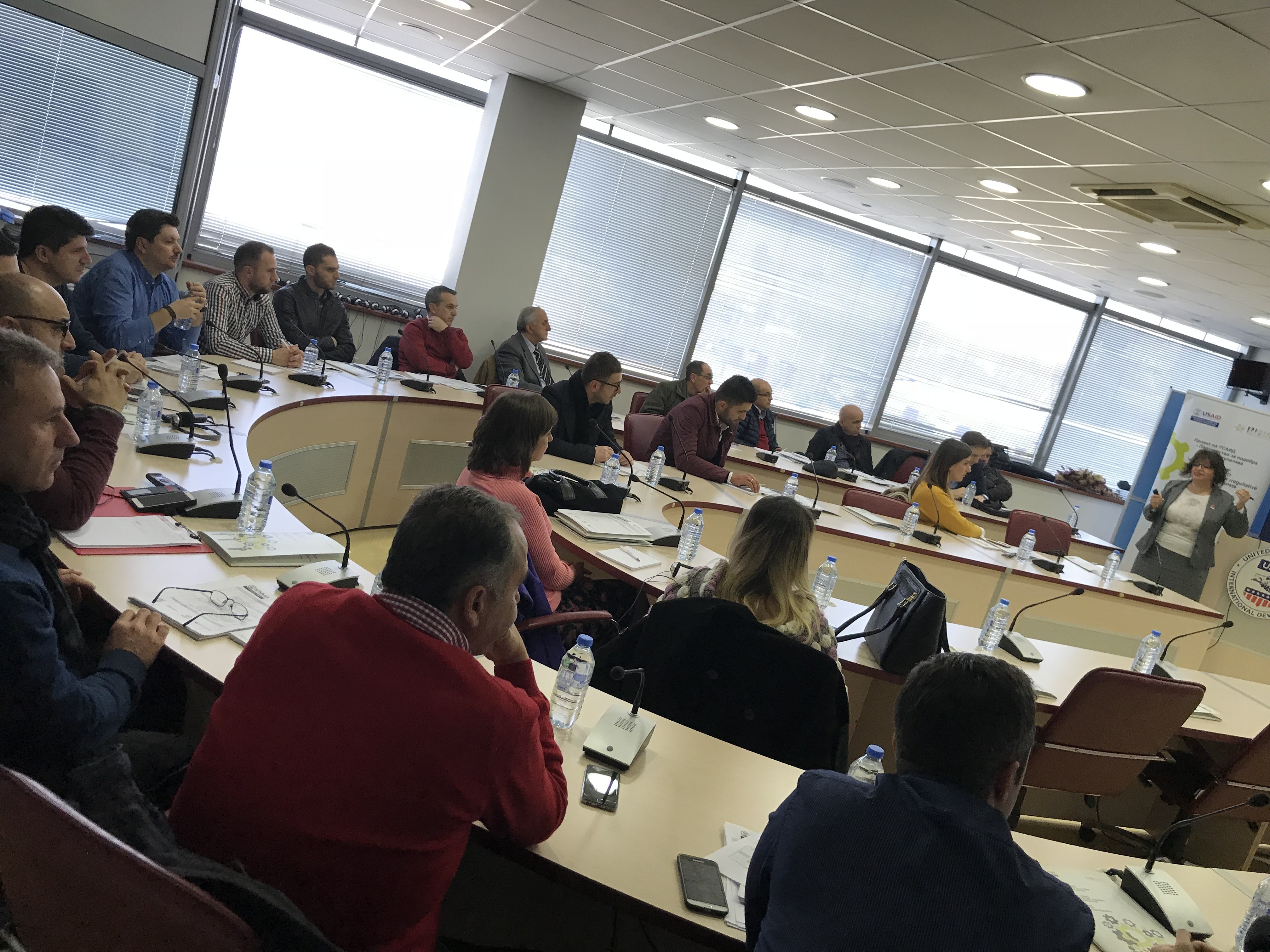 Para bizneseve të rajonit të Tetovës prezantohen rregulloret ligjore në fushën e mjedisit