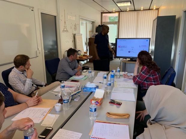 Обука во Франција