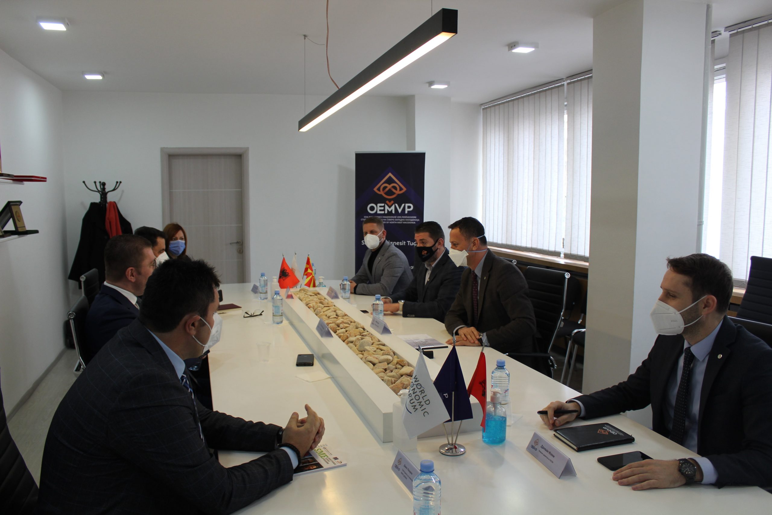 Zgjedhjet lokale dhe interesi i sektorit të biznesit-OEMVP mban takim me partinë politike VMRO-DPMNE