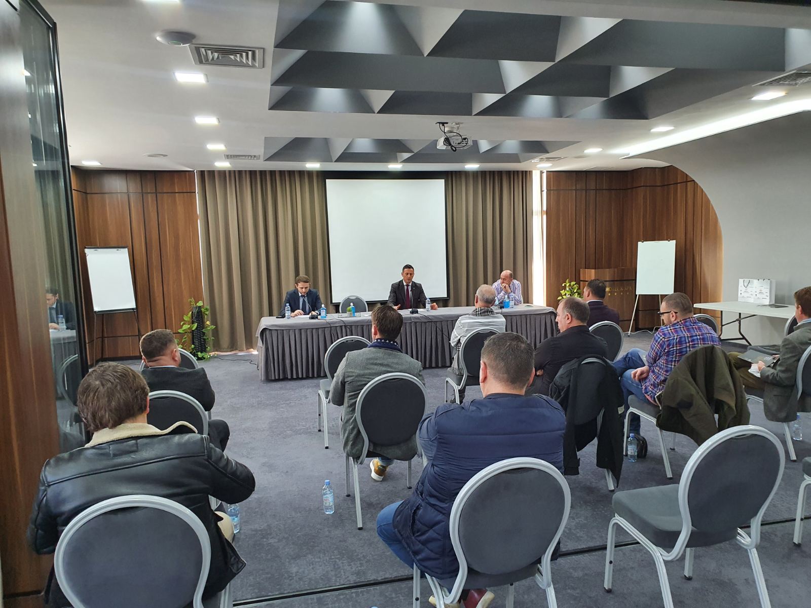 ECNWM today held a meeting with companies of the Hospitality sector