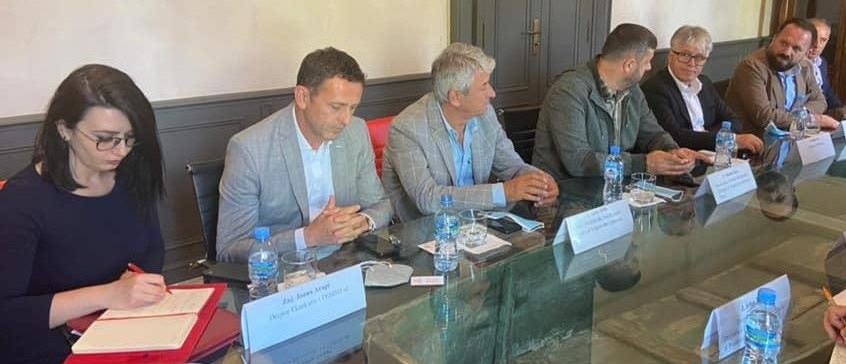 President Nebi Hoxha, in a meeting with the Chambers of the region and the Ministry of Agriculture and Rural Development of Albania