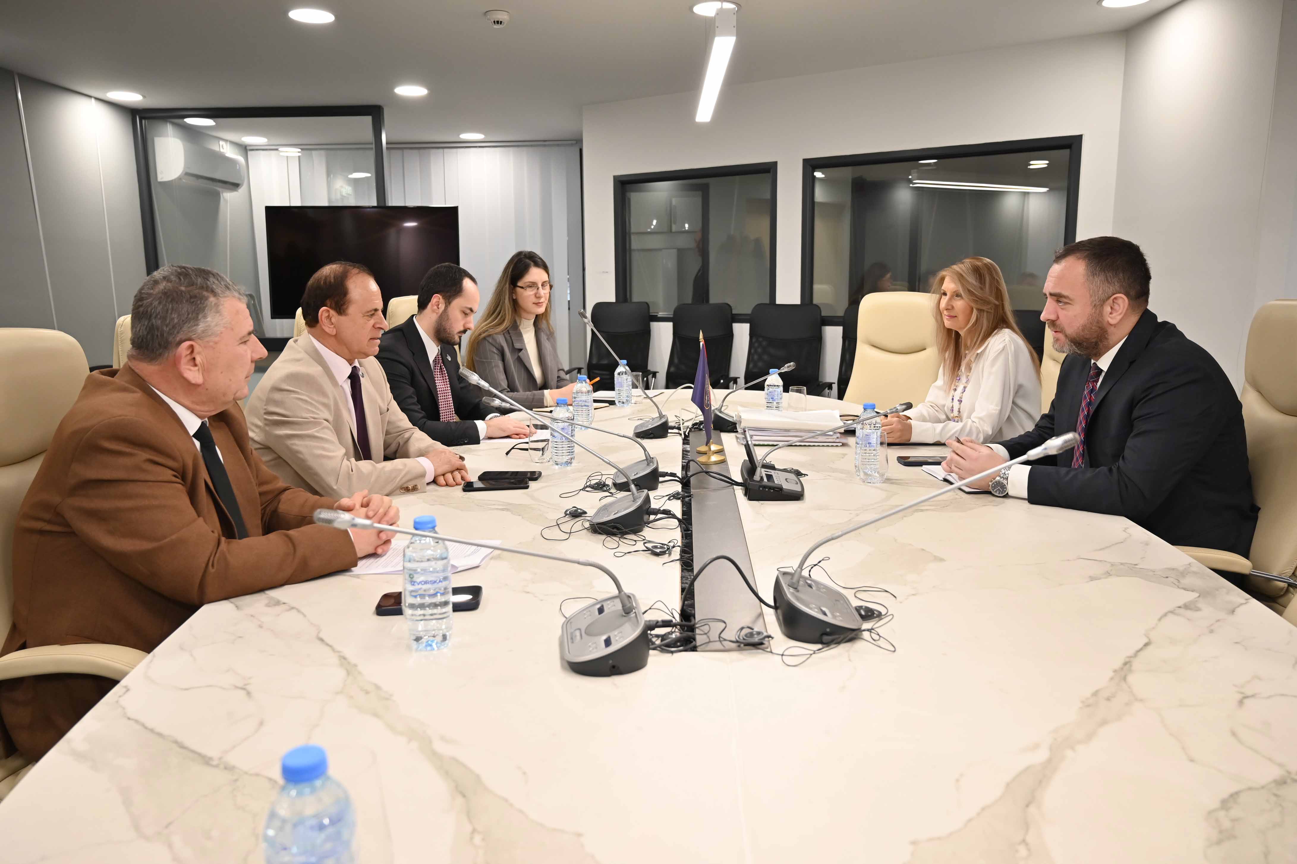 Одржана средба со Министерот за внатрешни работи на РСМ. „Safe City“ во фокус, СКСЗМ достави барања за заштита на деловната активност