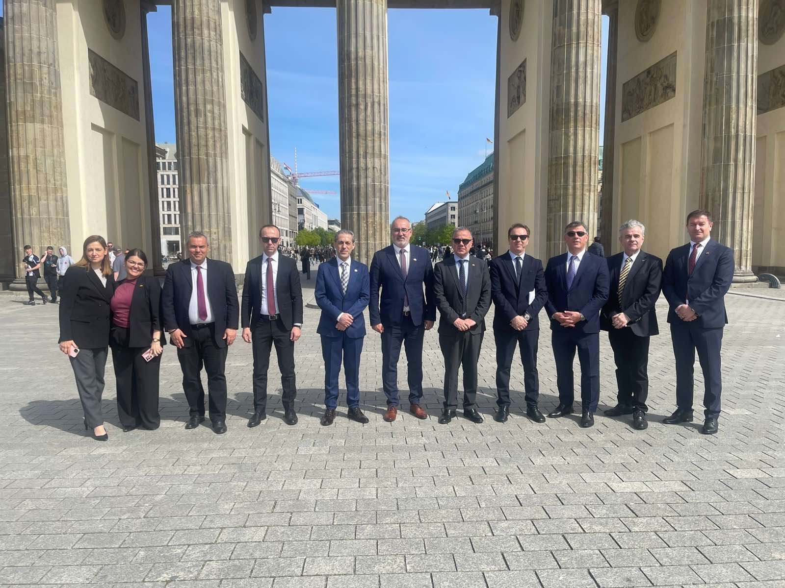 Sami Morina përfaqëson OEMVP-në në ceremoninë për bashkëpunim ekonomik në Berlin